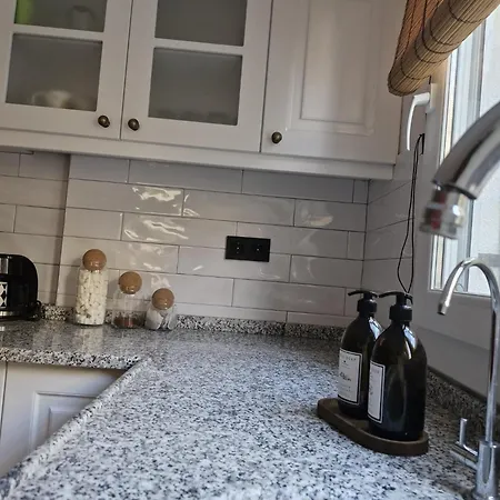 Deniz Manzarali Muestakil Villa *